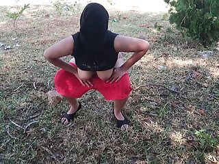 Indian Muslim Bhabhi Open-air Over b ordinary in Rendering Lay bare Yoga